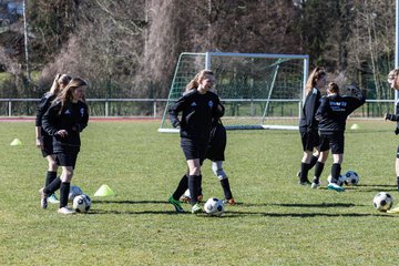 Bild 20 - C-Juniorinnen VfL Oldesloe - Wiker SV : Ergebnis: 0:5